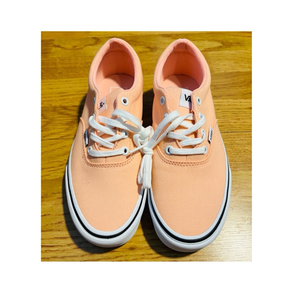 NEW- VANS Doheny Women's Size 8 Canvas Tropical Peach Casual Skate Shoes Sneaker